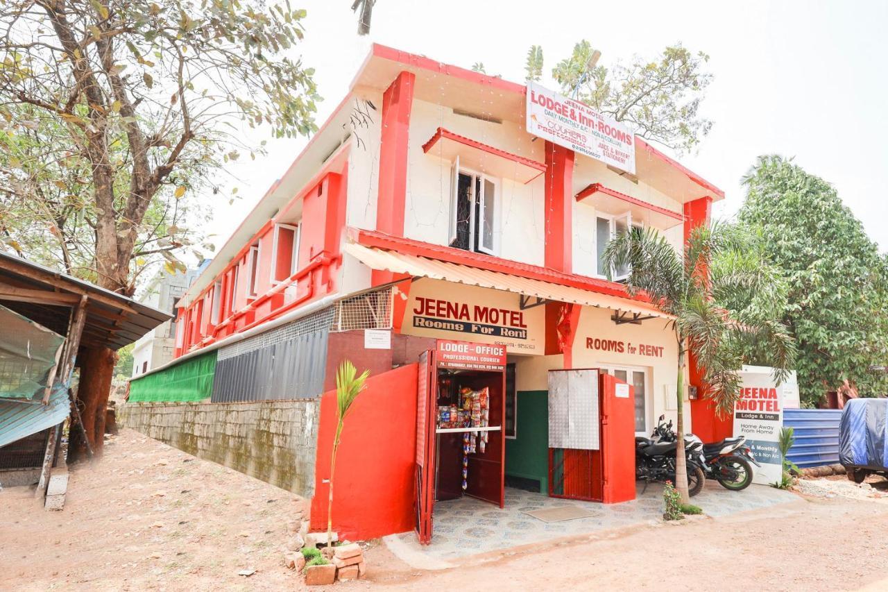 SPOT ON 68111 Jeena Motels Kollam Buitenkant foto