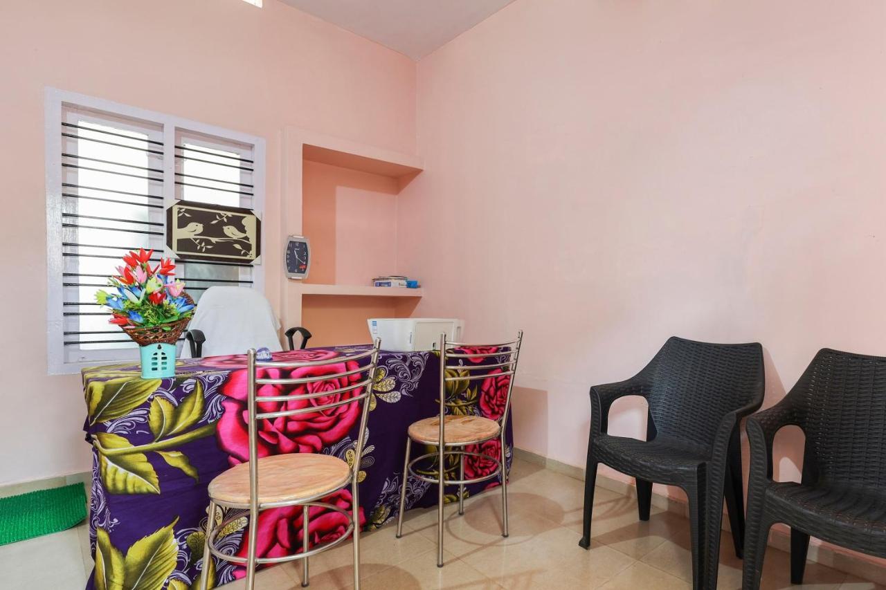 SPOT ON 68111 Jeena Motels Kollam Buitenkant foto